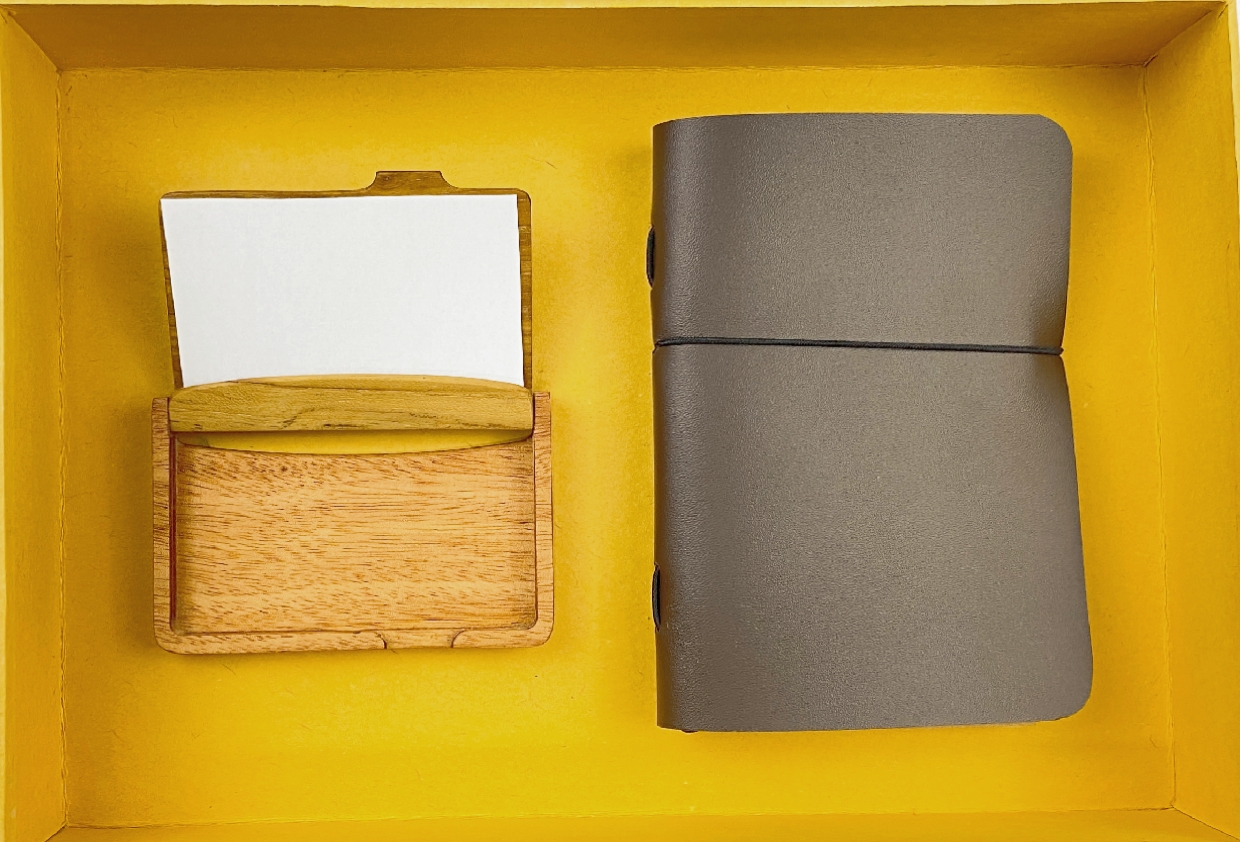 Card Holder & Leather Notebook Bundle