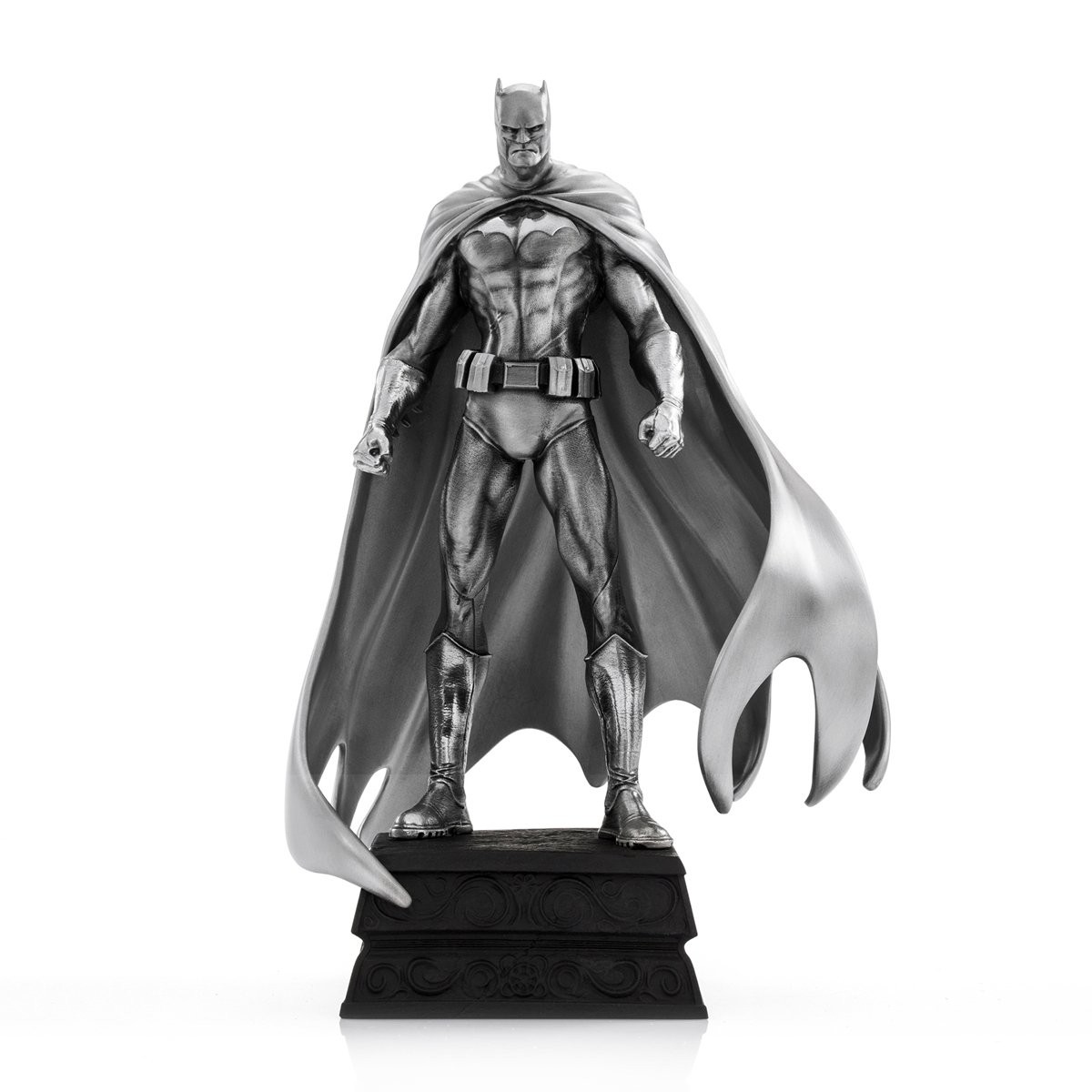 #Batman Resolute Figurine (Pre Order)